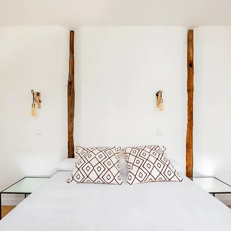 Apartment 1 Bedroom 1 Bathroom Furnished - Malasana - Modern In Downtown Area - Mintystay