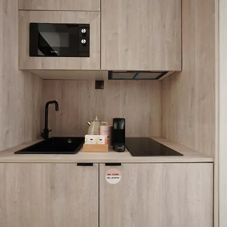Numa Luna Aparthotel 4*