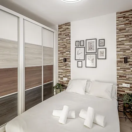 Franco Rodriguez Apartment