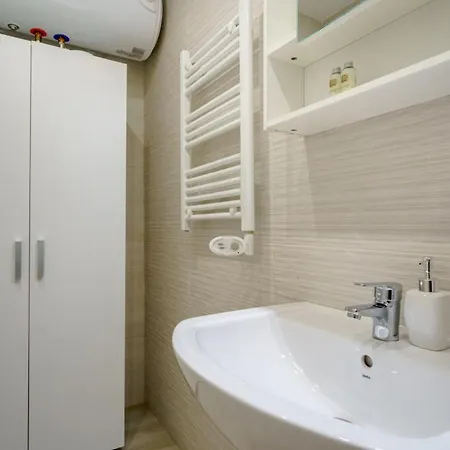 Cozy- 1 Bd 1,5 Bth - Delicias Atocha Apartment *