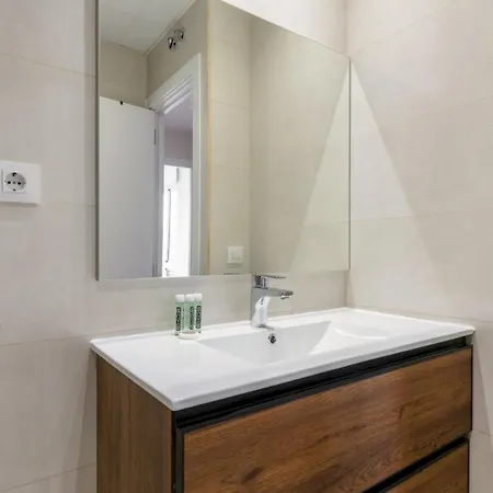 Bright With Views - 2bd 1bth- Av America Apartamento Madri