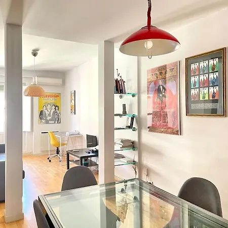 Apartamento Celia. En El Corazon De Madri