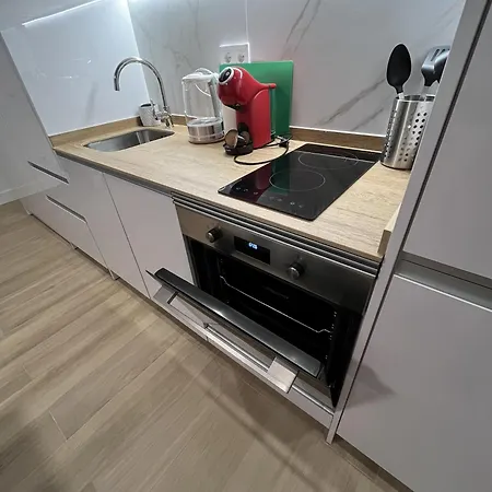 Moratalaz Apartment *