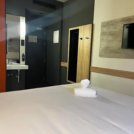 Ibis Budget Aeropuerto *