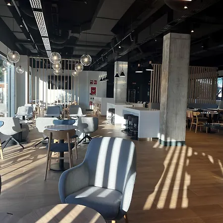 Ibis Budget Aeropuerto Hotel *