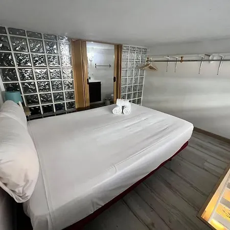 Apartment At Street Level 20 Min From Sol-piern