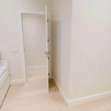 Flat In Centro Madrid-tud