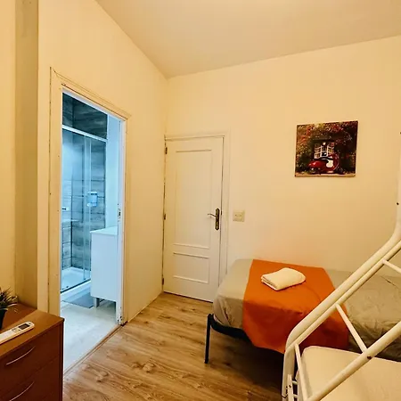 Apartment Punta Me In Downtown Madrid