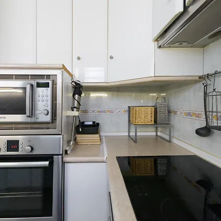 Sabadell Calle, Casa Familiar De 3 Con Terraza Junto Metro Fuencarral *