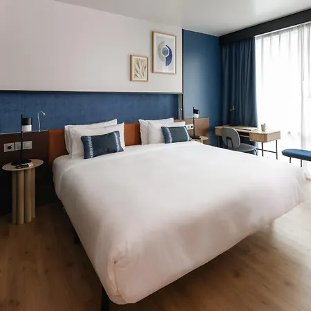 Hotel Crowne Plaza - Centre Retiro By Ihg 4*