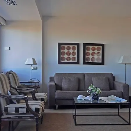 Apartamento Suite-estudio En El Centro Colon