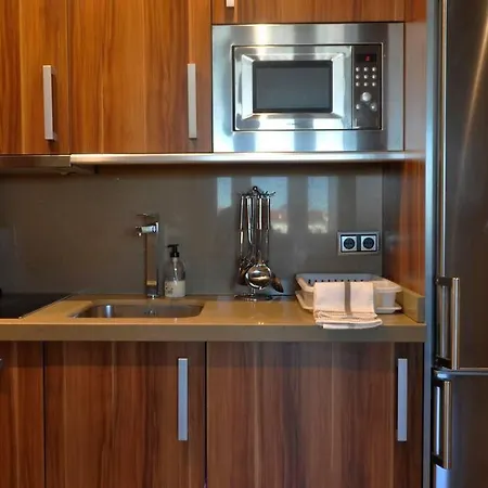 Suite-estudio En El Centro Colon Apartamento