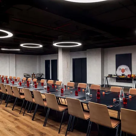 Radisson Red Madrid