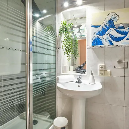 Apartamento Precioso - Las Letras - Centro - 4 Camas, Balcon Encanto *