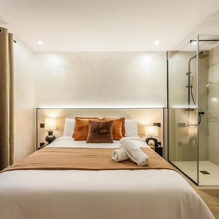 Asequible A Pasos De Callao, Mid Term * Madrid