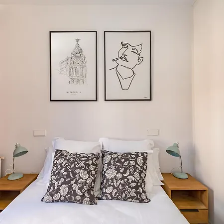 Lalatina Ii Calle Almendro 3br 2bh Apartment Madrid