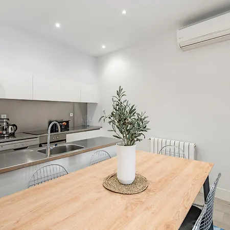 Lalatina Ii Calle Almendro 3br 2bh * Madrid