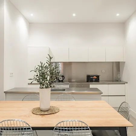 Lalatina Ii Calle Almendro 3br 2bh