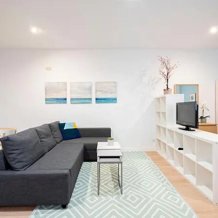 Homelike Letras Apartamento Madri