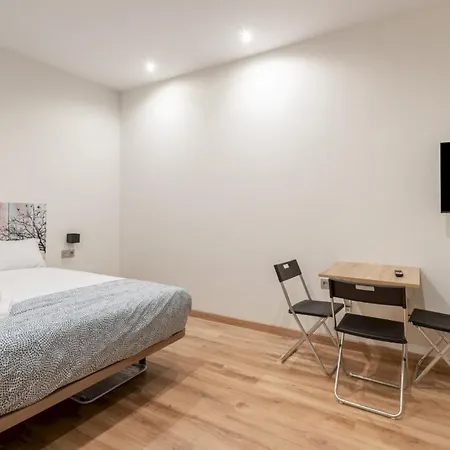 1 Bedroom 1 Bathroom Furnished - Justicia - Modern - Mintystay Apartment