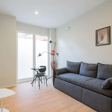 Ideal Flat For 2 Pax -f Fpo1 *