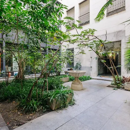 Stunning Near Gran Via Metro *