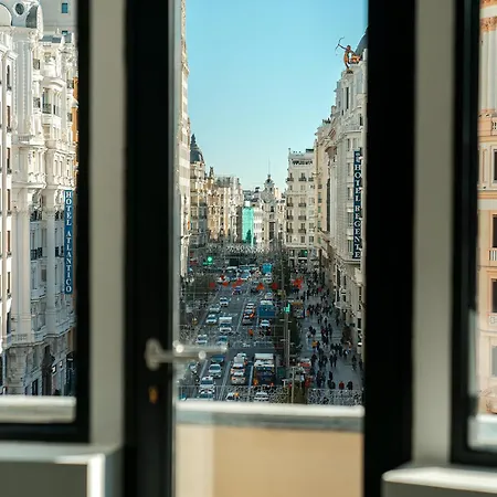 Vincci Capitol Szálloda 4*
