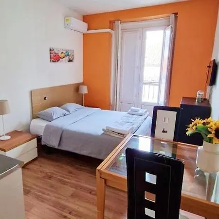 Travelbudget Gran Via Apartment *