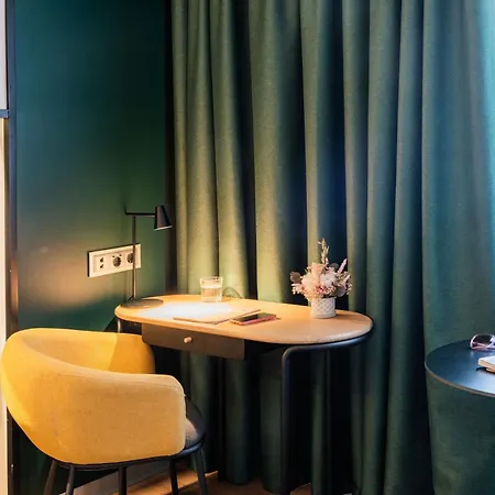 Hotel Crowne Plaza - Centre Retiro By Ihg