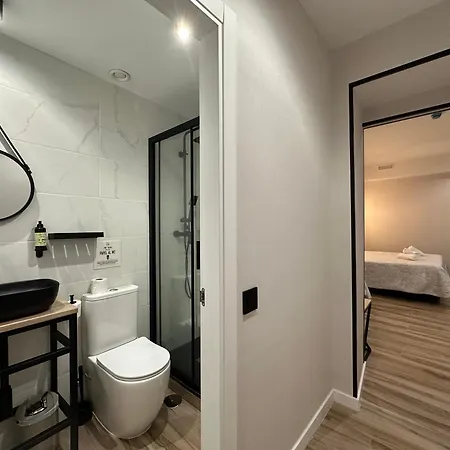 Cc Opera Guest house *
