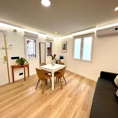 In The Heart Of Madrid-piso En Malasana * Madrid