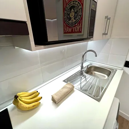 In The Heart Of Madrid-piso En Malasana Appartamento