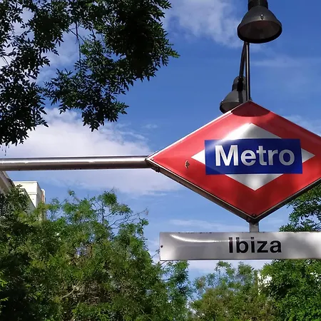 Exterior En Parque Del Retiro- Ibiza Dc Apartment Madrid