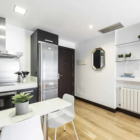 Cibeles By Skykey Apartment Madrid