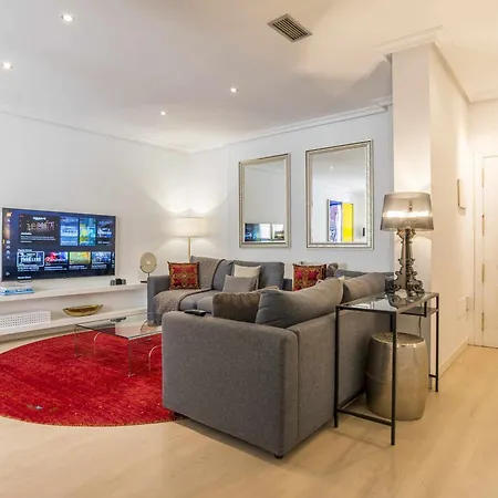 Apartment Royal Palace By Skykey Madrid