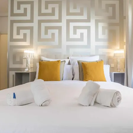 Apartment Royal Palace By Skykey Madrid