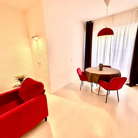 Hostel Far Gran Via *