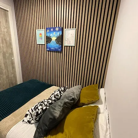 In Guest - Cozy By Rio With Sofa Bed In The Living