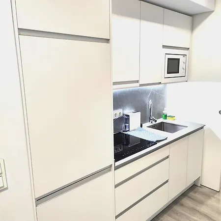 Exclusive Quietness In The Heart Of With Public Parking, Breakfast, 2 Bathrooms Apartment Madrid