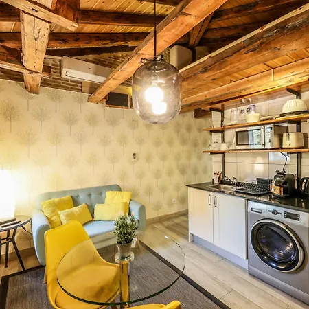 Amazinn Places Noviciado 12 Apartamento Madrid