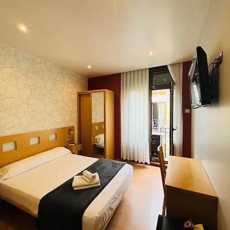 Abami Ii Guest house 2*