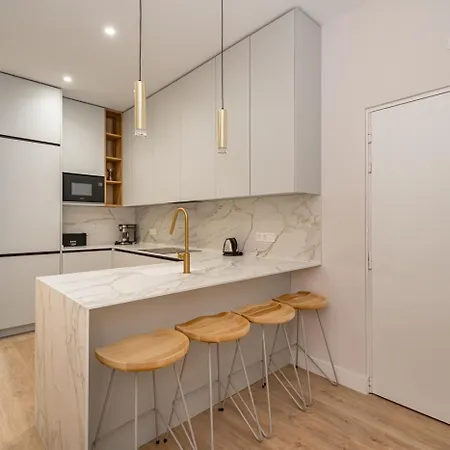 Lalatina Iv Calle Conde De Romanones 4br 4bh Apartment *