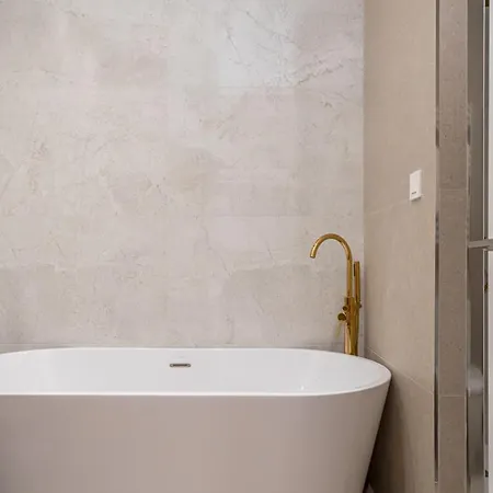 Apartment Lalatina Iv Calle Conde De Romanones 4br 4bh *
