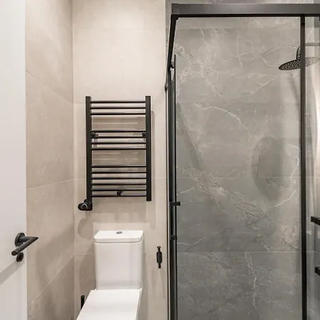 Appartamento Malasana Vii Calle San Mateo 3br 3bh Madrid