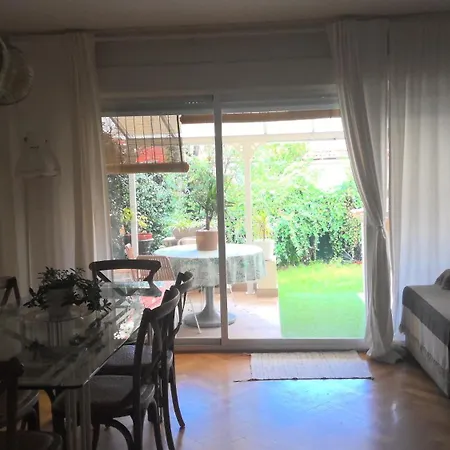 Habitación en casa particular For Girls Only