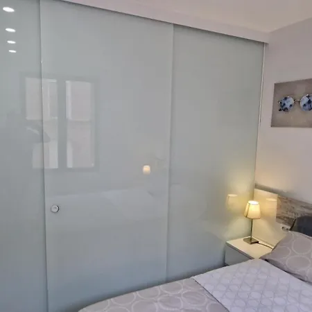 Aparthotel Turisticos Cuenca 3 Madrid