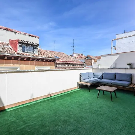 Apartment Atico Reformado Con Terraza En Lavapies