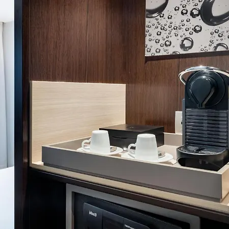 Hotel Ac Feria By Marriott Madrid