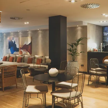 Hotel Zenit Abeba 4*