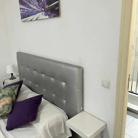 Estudio En Plaza Callao Apartment